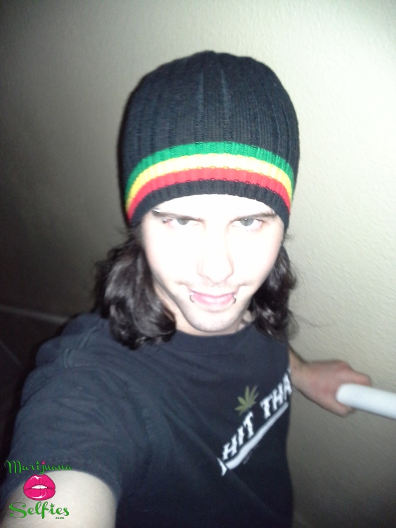 Mr. NiceGuy Selfie No. 1009 - Marijuana Selfies