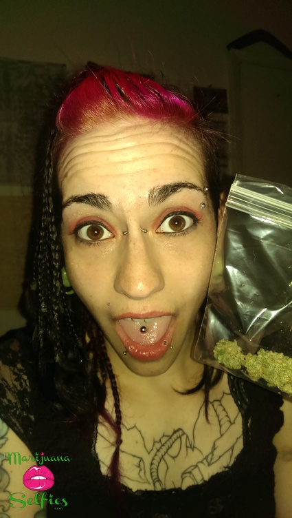 Amy Kelly Selfie No. 1221 - Marijuana Selfies