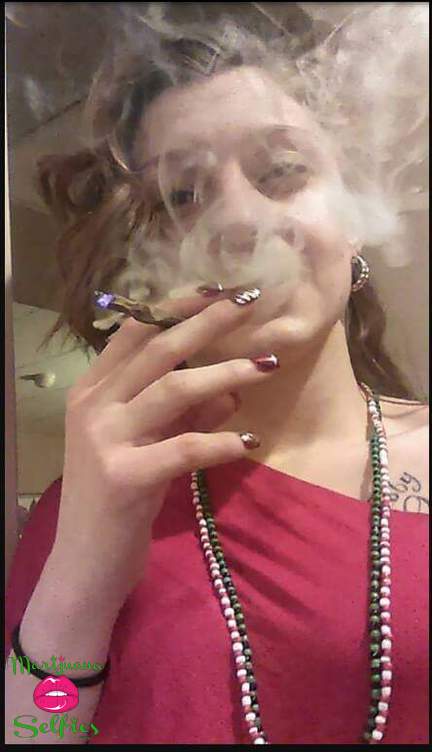 Tabitha Bennett Selfie No. 2263 - Marijuana Selfies