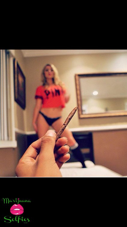 Barbie Dahl Selfie No. 3331 - Marijuana Selfies