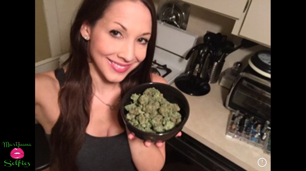 Kimberly Danner Selfie No. 3571 - Marijuana Selfies