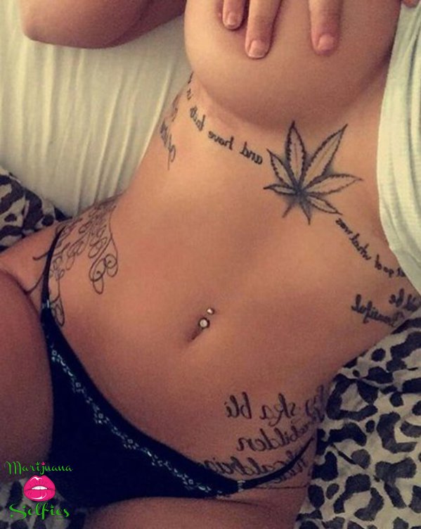 Barbie Dahl Selfie No. 5664 - Marijuana Selfies