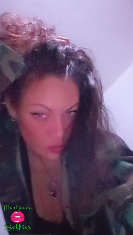 Anonymous Selfie No. 8465 - Marijuana Selfies