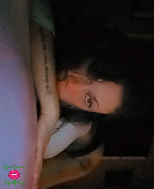Anonymous Selfie No. 8594 - Marijuana Selfies