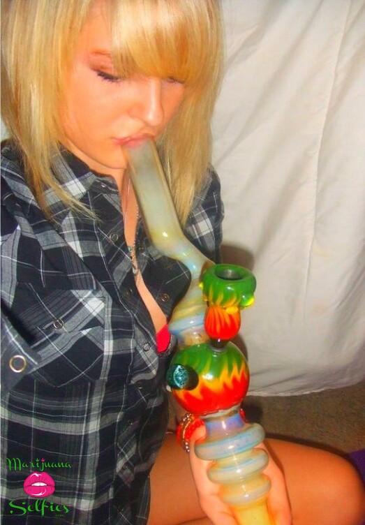 Barbie Dahl Selfie No. 8706 - Marijuana Selfies