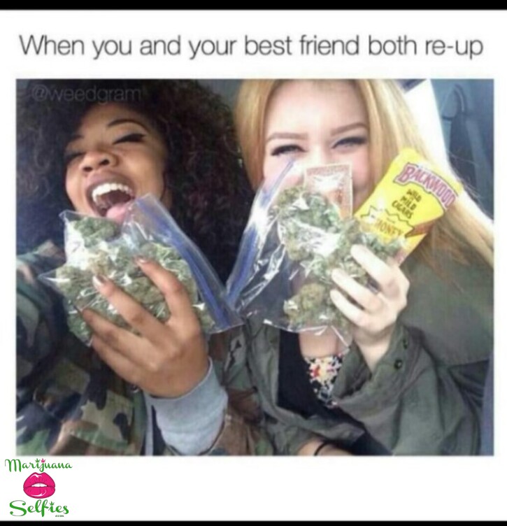 Jenny Jones Selfie No. 8878 - Marijuana Selfies